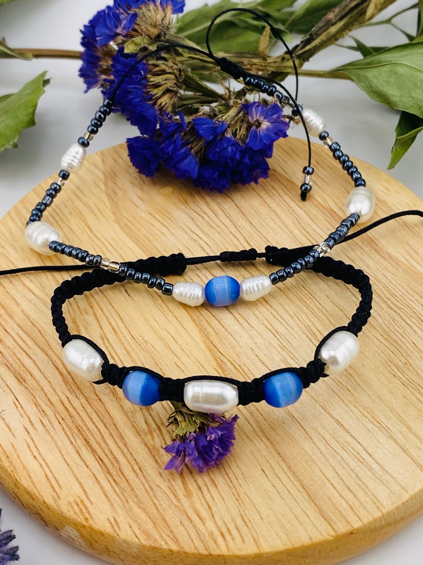 Mother-of-pearl stone bracelet